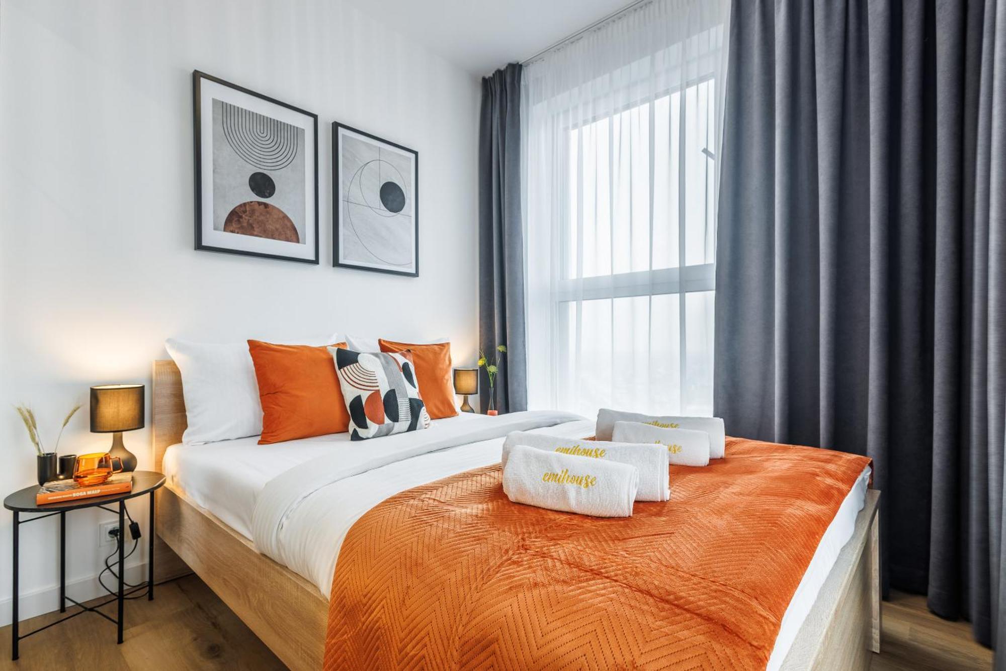 Emihouse Krakovska Apartments Rzeszow Bagian luar foto